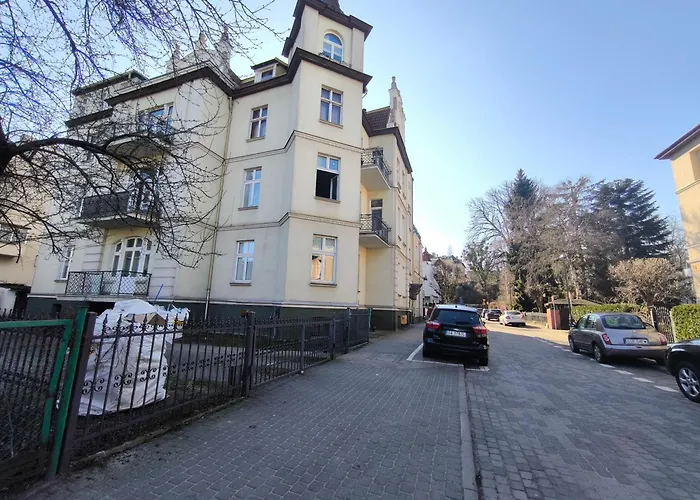 Central Apartments Helska
